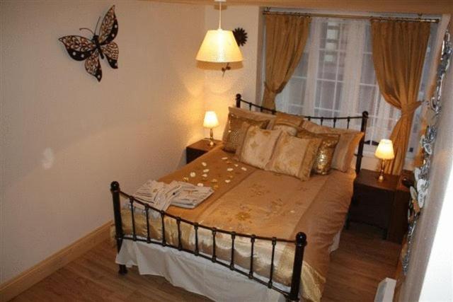 Robertsbridge Retreat At Cornhill Self Catering Apartments Zimmer foto