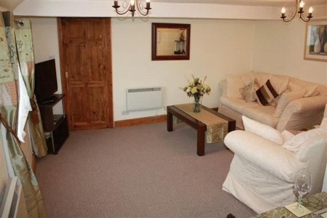 Robertsbridge Retreat At Cornhill Self Catering Apartments Zimmer foto