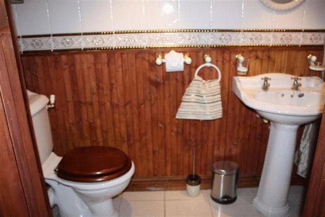 Robertsbridge Retreat At Cornhill Self Catering Apartments Zimmer foto